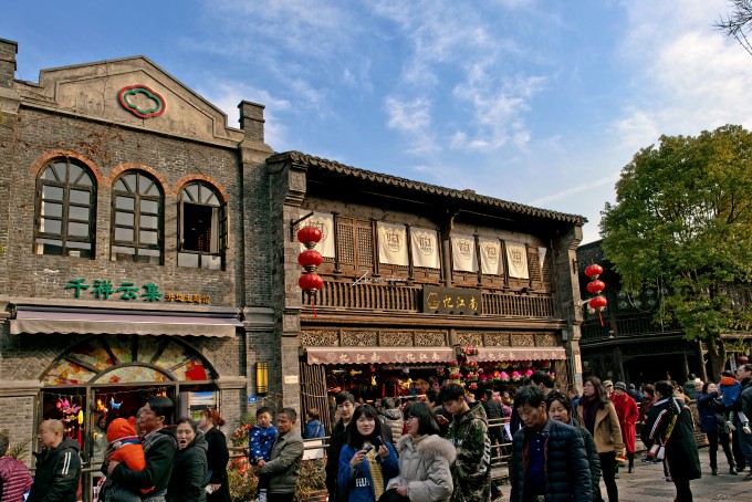 CK6Y28.jpg