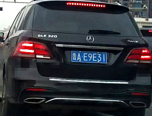 F6Xfqx.jpg
