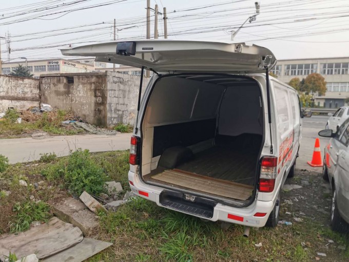 JinBei Mini Van 0129