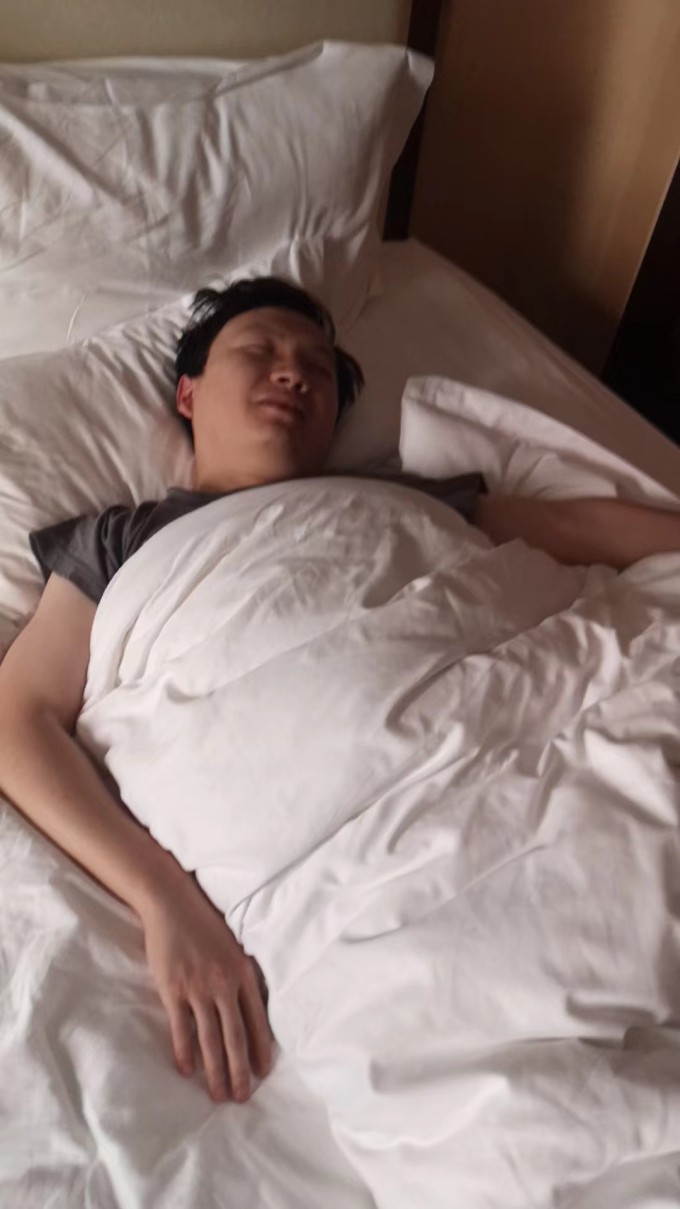 pCSJyz6.jpg